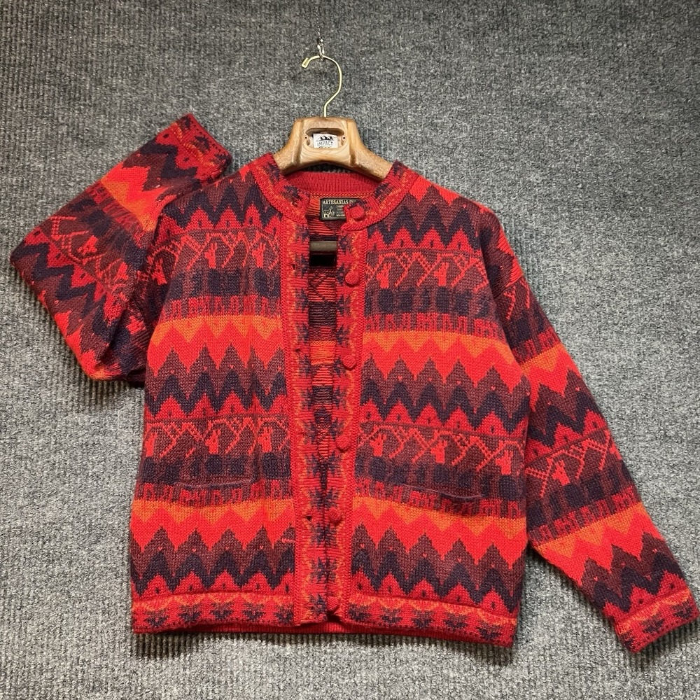 Artesanias Inka 100%‎ Baby Alpaca Cardigan Red Inca Long Sleeve Button Closure